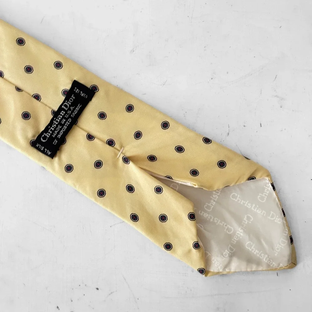 Christian Dior Mens Silk Tie Yellow Medallion Geometric‎ Pattern Made in USA